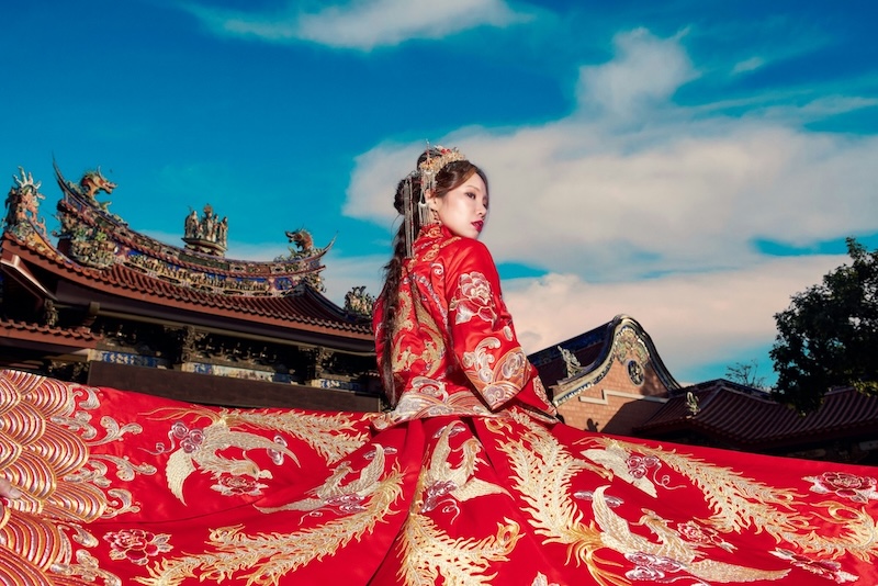 中国传统结婚礼服